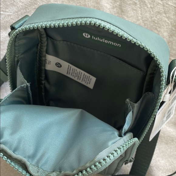 Lululemon Easy Access Crossbody Bag - Picture 5 of 5